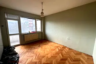 Тристаен апартамент с две тераси в Борово, София