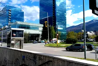 Двустаен апартамент в Борово с остъклен балкон