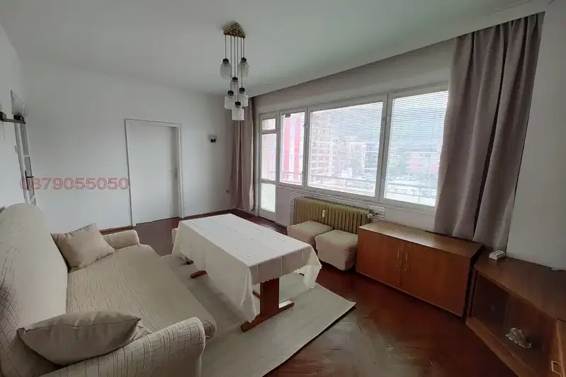 3-bedroom apartment in Sofiya, Borovo