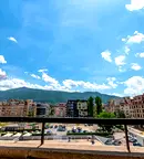 Тристаен апартамент с тераса и гледка към Витоша в Борово