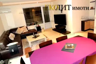 Просторен 4-стаен апартамент в Борово с голяма тераса