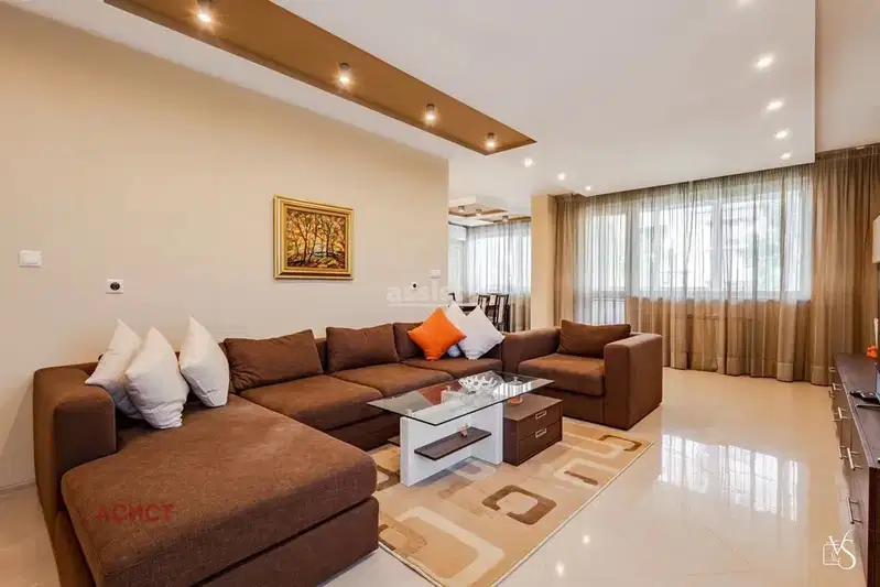 4-bedroom apartment in Sofiya, Borovo