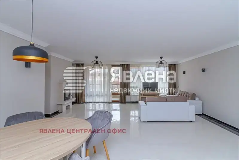 Тристаен апартамент с две тераси в Бояна, София