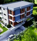 Тристаен апартамент с двор в Бояна, София