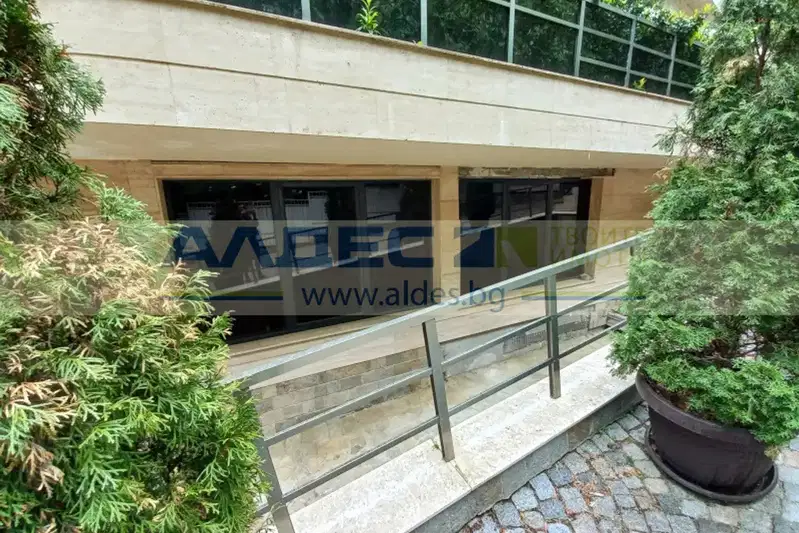 4-bedroom apartment in Sofiya, Boyana