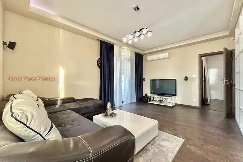 3-bedroom apartment in Sofiya, Boyana