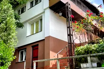 Тристаен апартамент с тераса в Бояна, София