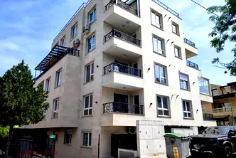 Луксозен 3-стаен апартамент с паркинг в Бояна, София