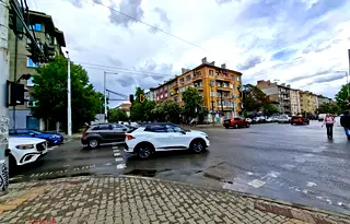 1-стаен апартамент на партер в Център, бул. Пенчо Славейков