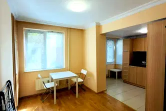 2-стаен апартамент в Център, София с югоизточно изложение