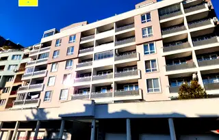 Двустаен апартамент с две тераси в Център, София