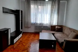 2-стаен апартамент в Център, София с остъклена тераса