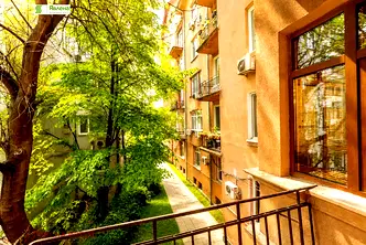 Двустаен апартамент с гледка към НДК в Център, София