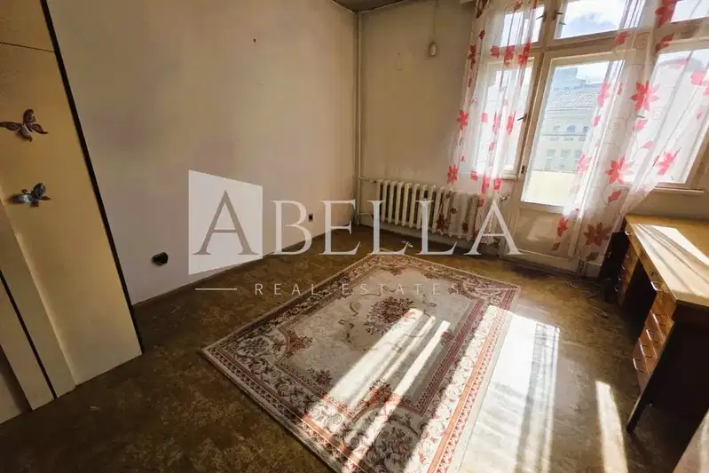 2-room apartment in Center with south aspect