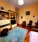 Тристаен апартамент в Център на София с високи тавани