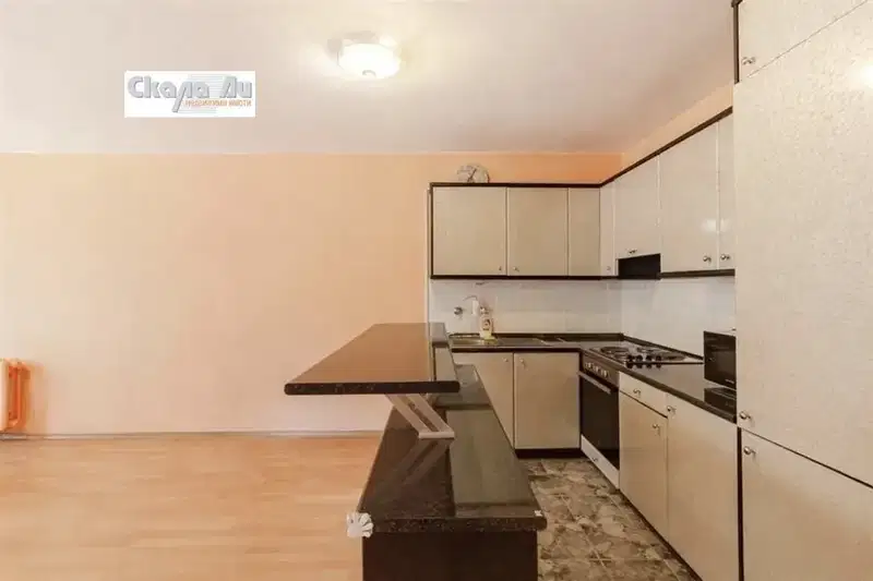 3-bedroom apartment in Sofiya, Centyr