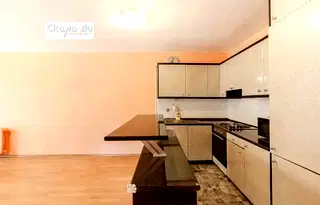 Тристаен апартамент 125 кв.м в Център, с две тераси
