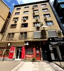 Тристаен апартамент в Център, ул. Позитано с балкон