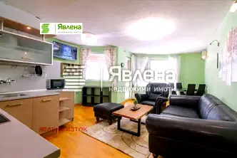 Просторен 3-стаен апартамент с 3 тераси в Център, София