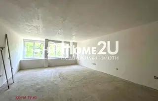 Тристаен апартамент в София, Център