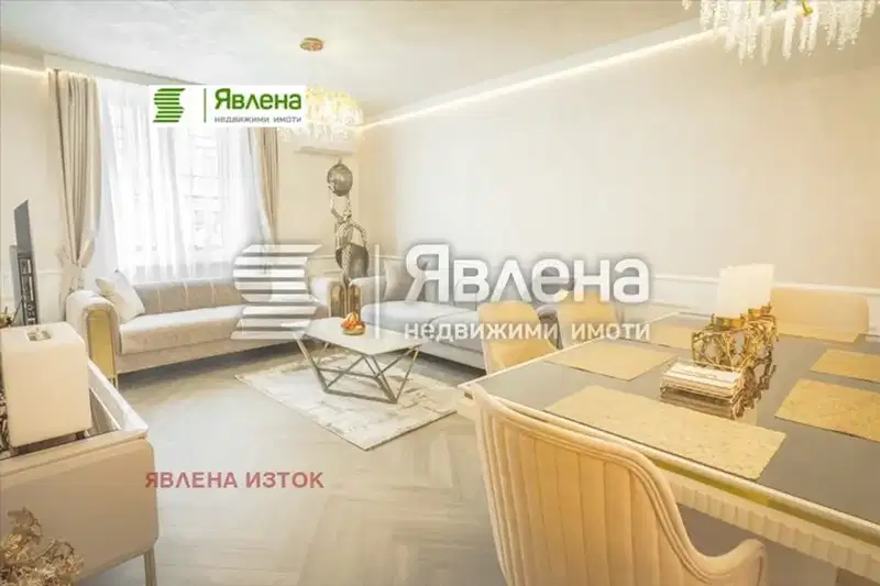 3-стаен апартамент в Център с паркомясто и асансьор