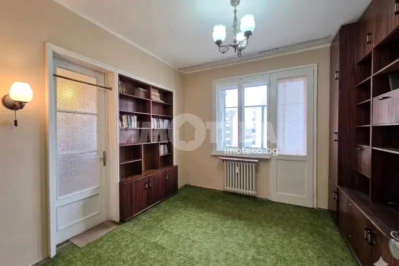 3-bedroom apartment in Sofiya, Centyr