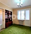 Тристаен апартамент в Център, София с високи тавани
