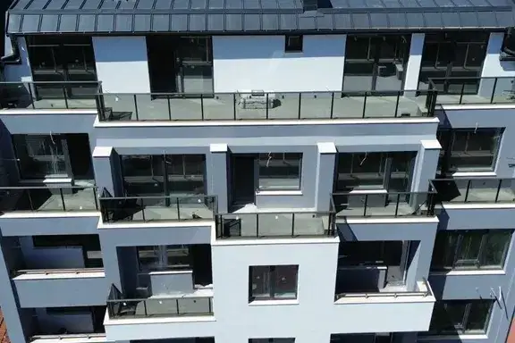 3-bedroom apartment in Sofia, Centyr
