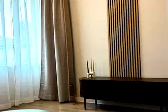 3-стаен апартамент с тераса в Център, София