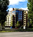 Тристайен апартамент с тераса в Център, София