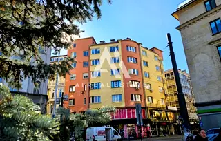 4-стаен апартамент в Център, София с високи тавани