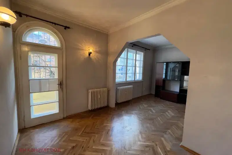 4-bedroom apartment in Sofiya, Centyr
