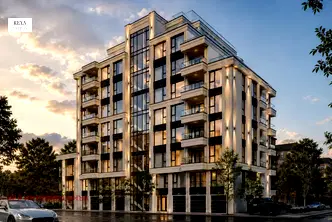 4-стаен апартамент с панорамен rooftop в Център, София
