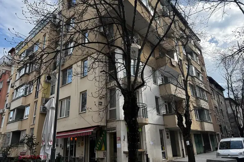 4-bedroom apartment in Sofiya, Centyr