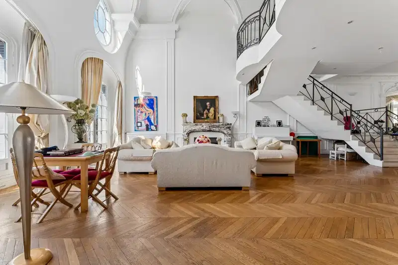 5-bedroom apartment in Sofiya, Centyr