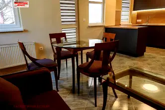 Просторен 2-стаен апартамент в Център, ул. Искър с тераса