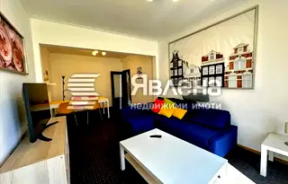 Двустаен апартамент в София, Център
