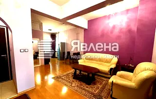 Двустаен апартамент в София, Център