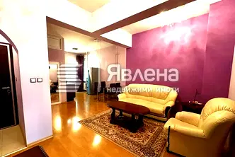 Двустаен апартамент в София, Център