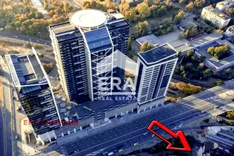 2-стаен апартамент в Център с асансьор и контролиран достъп