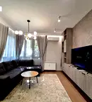 Двустаен апартамент с паркомясто в Център, София