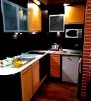 Двустаен апартамент 80 кв.м в Център с югозападно изложение