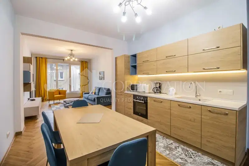 3-bedroom apartment in Sofiya, Centyr