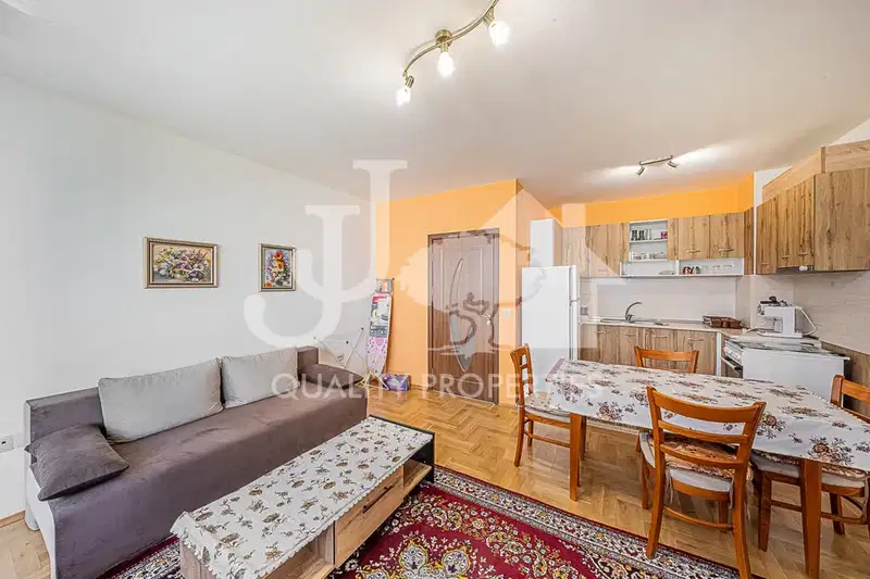 3-bedroom apartment in Sofiya, Centyr