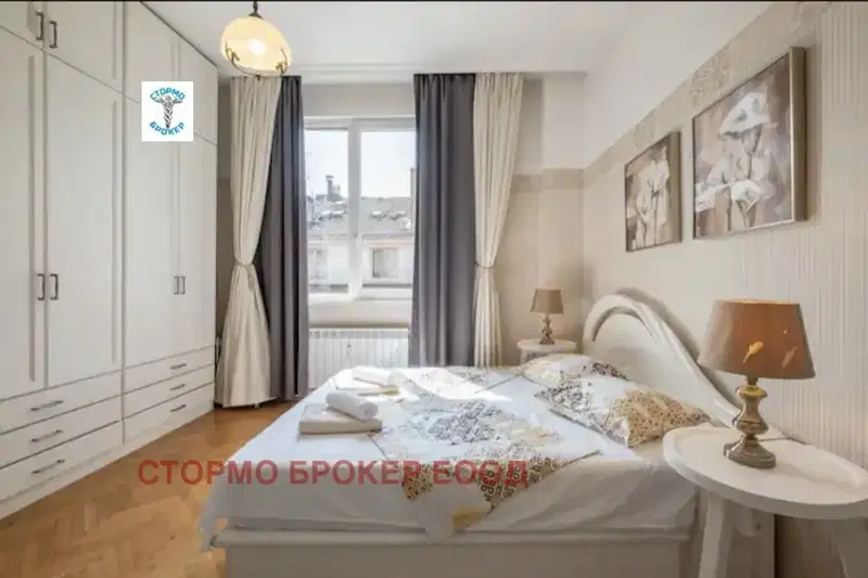 3-bedroom apartment in Sofiya, Centyr