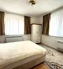 Тристаен апартамент с две бани в Център, бул. Витоша