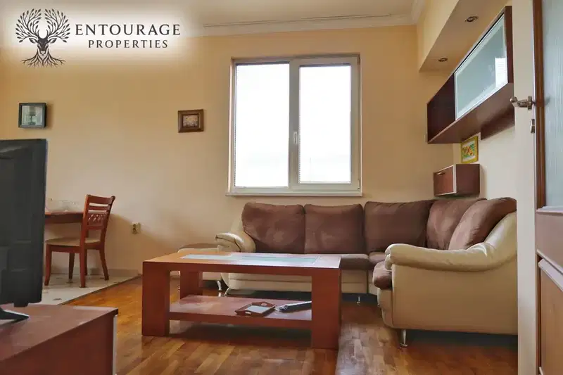 3-bedroom apartment in Sofiya, Centyr