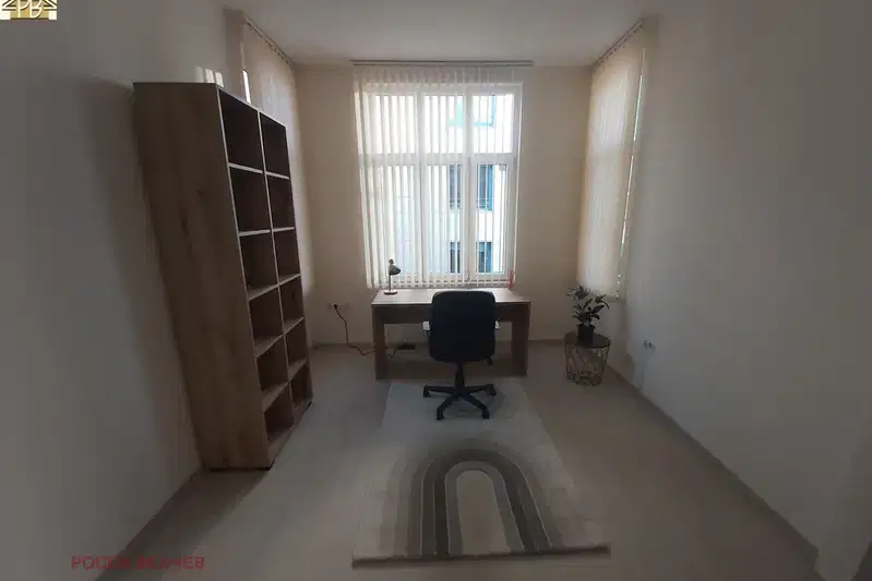 3-bedroom apartment in Sofiya, Centyr