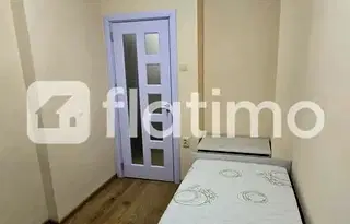 Тристаен апартамент с тераса в Център, София