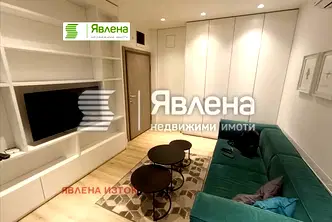 Тристаен апартамент в Център на София с нов ремонт